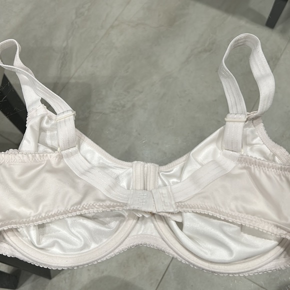 Prima Donna underwire, unlined bra - Picture 2 of 6